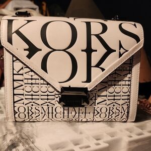 NWT MK RARE WHITNEY LG  HANDBAG